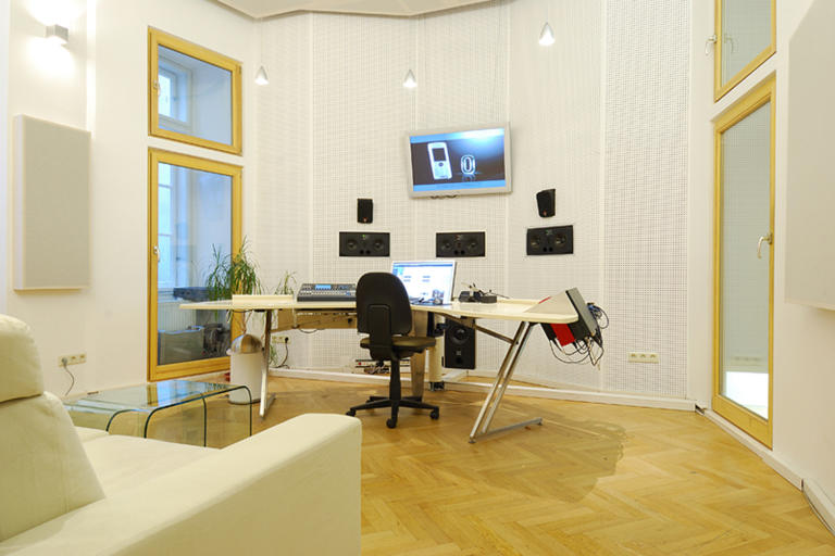 ADAM Audio S3A studio monitors at Blautöne